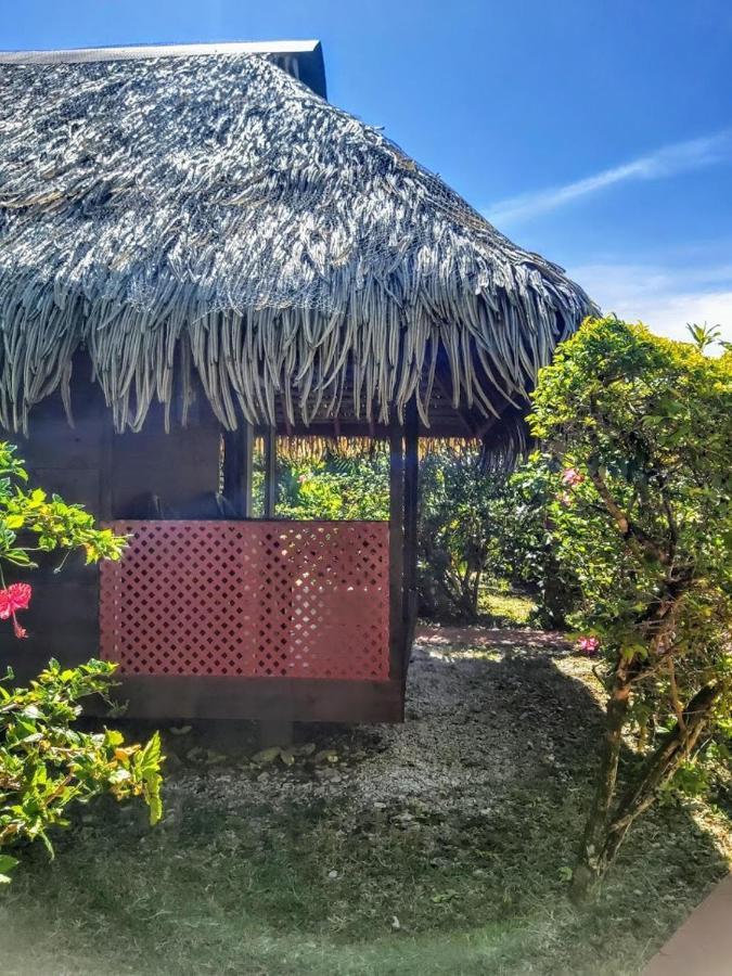 Huahine - Bungalow Tiare Fare Exterior photo